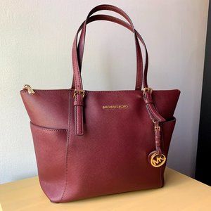 MICHAEL Michael Kors Jet Set East/West